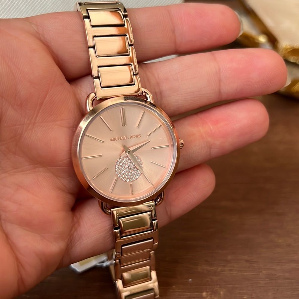 Beautiful Michael Kors women’s watch 32mm